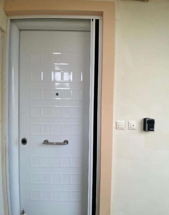 Rethymnian Modern Apartment Adelianos Kampos Buitenkant foto